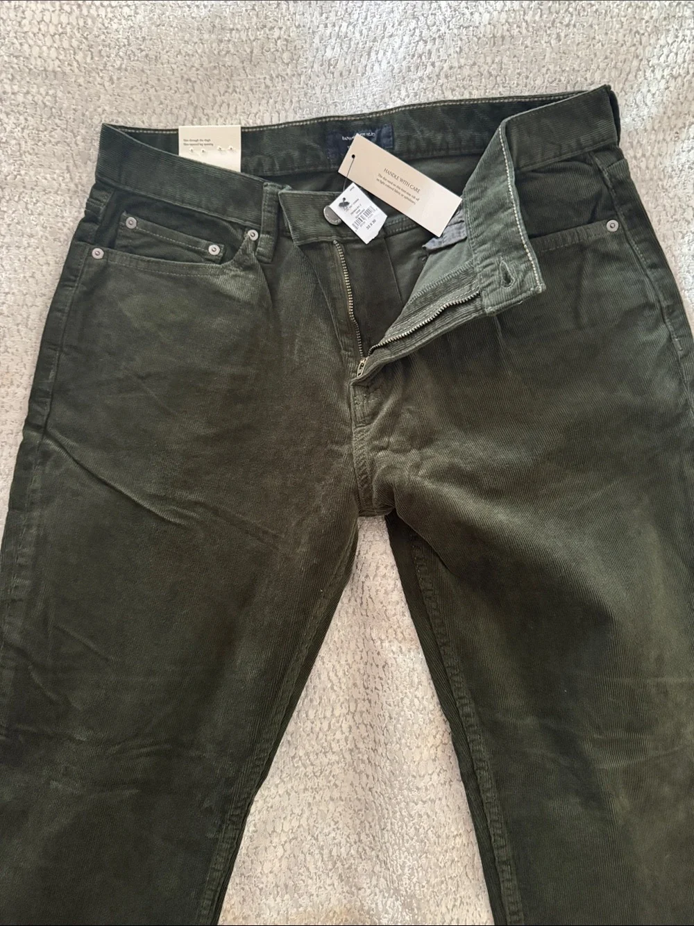 Banana Republic Factory Men's Corduroy Pants - Moss Green size 33 x 30